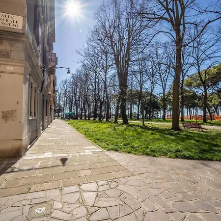 Ca Del Parco By Venicevillas, Giardini Biennale Daire *